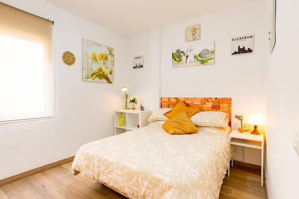 Sohocenter Apartment 2 Rooms Young People Only Málaga Kültér fotó